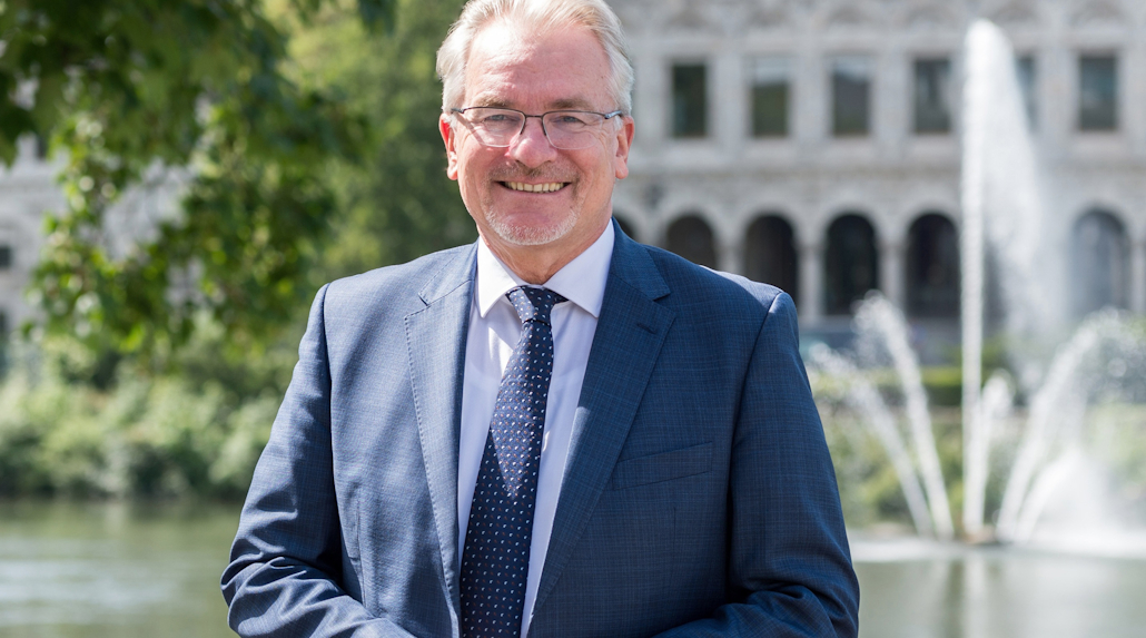 Mülheims Oberbürgermeister Marc Buchholz im Gespräch mit dem Koordinationsbüro MWA